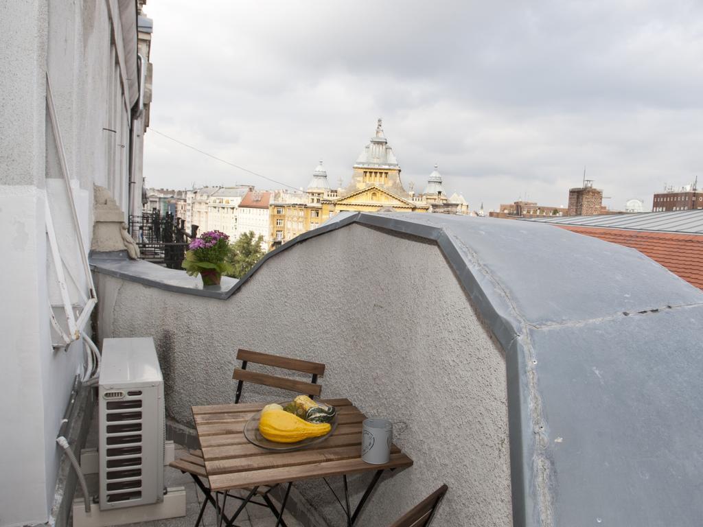 Alice Apartment بودابست الغرفة الصورة